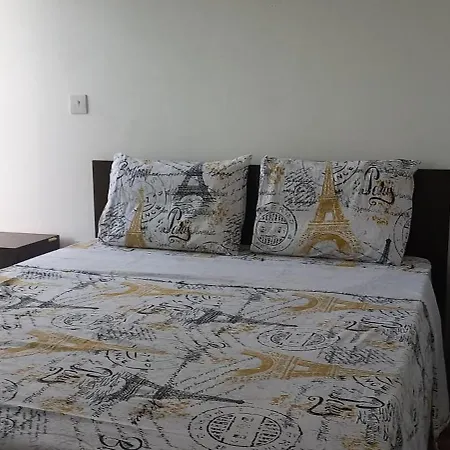 Villa Trendy 34 Larnaca, *