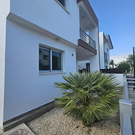 Trendy 34 Larnaca, Villa Pýla