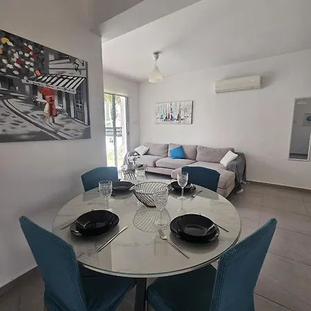 Trendy 34 Larnaca,