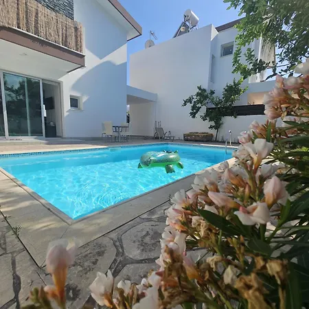 Villa Trendy 34 Larnaca, Pyla