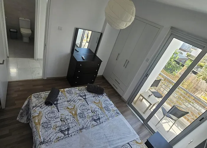 Trendy 34 Larnaca, Vila Pyla